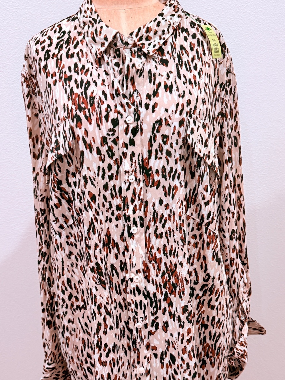 Leopard-Print Button-Front Blouse - Picture 2 of 3